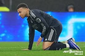 《老杰讲篮球：NBA 常规赛骑士 VS 马刺 最新比赛预测分析》